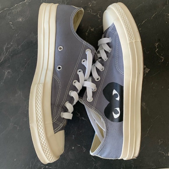 Converse x Comme des Garcons PLAY Chuck 70 Low Top - Picture 5 of 9